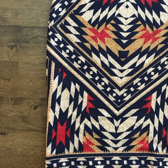 Tribal-colored Dress. Size Medium. - Picture 3 of 3